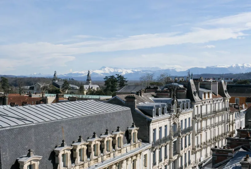 Pau réhabilitation Malraux avec vue sur les Pyrénées